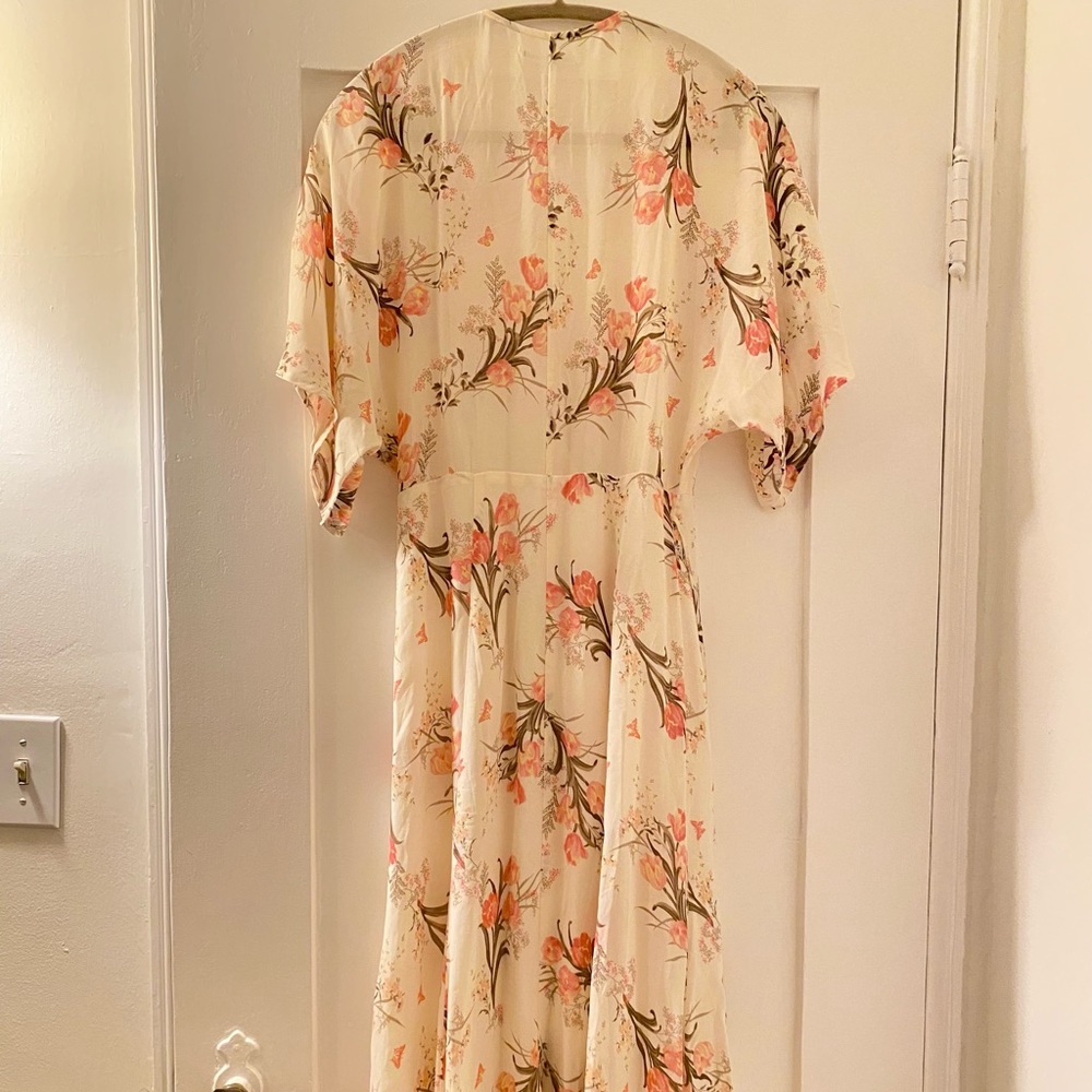 Reformation Karen Wrap Dress in Leila Floral - Picture 4 of 7